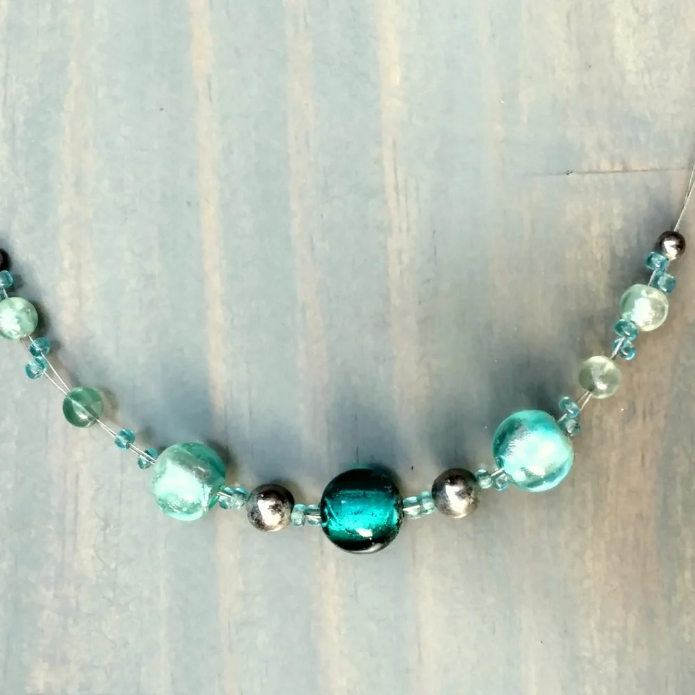 Lia Sophia glass beaded necklace